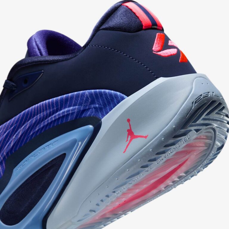 Nike Luka 3 (MIRROR)